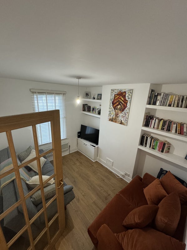 Room Brighton Road in Greater London