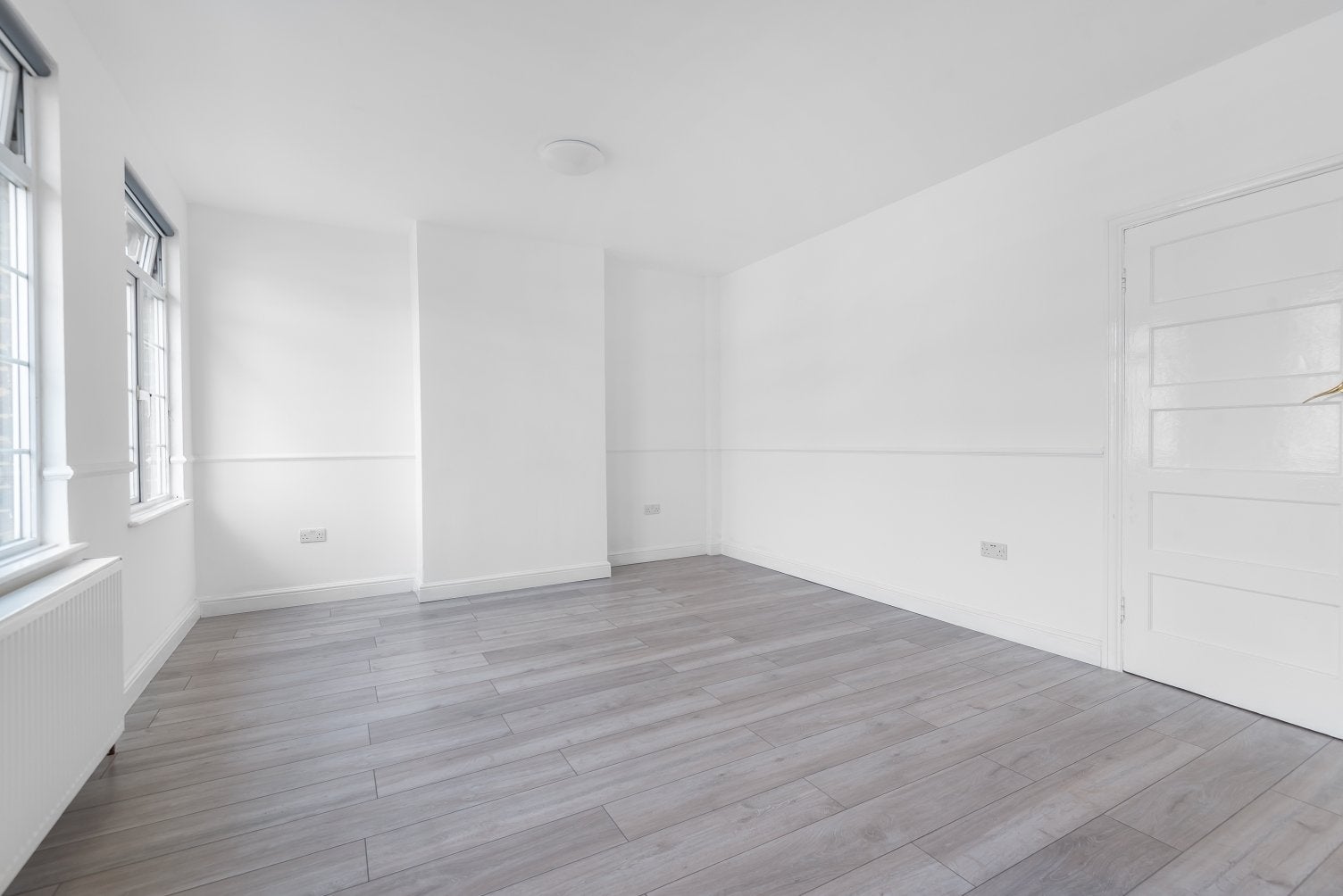 Flat Nelson Road in Greater London
