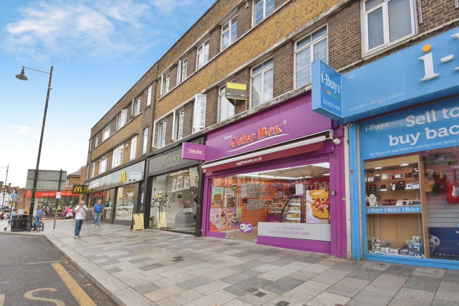 Flat Nelson Road in Greater London