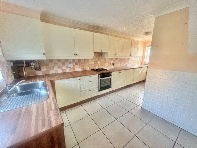 House Latchetts Shaw in Basildon