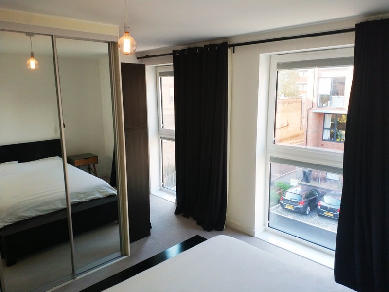 Room Bathurst Square in Greater London