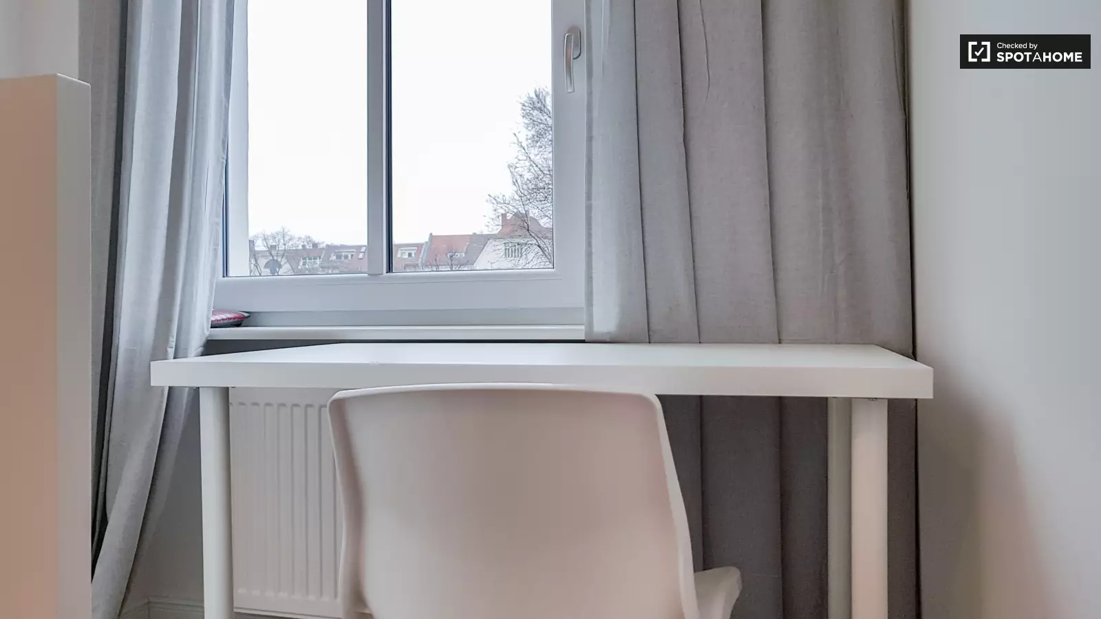 Wohnung Leibnizstraße in Berlin