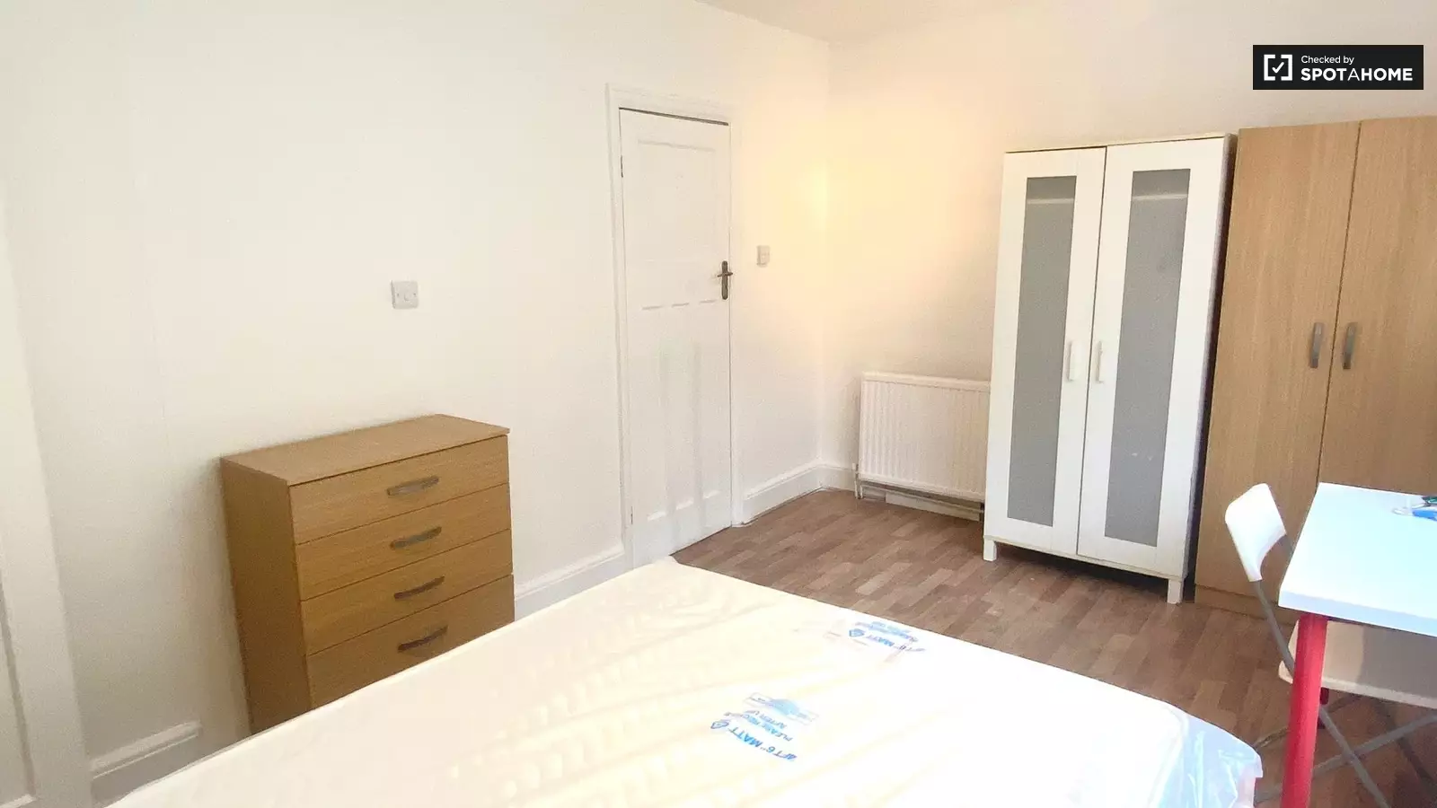 Room Vestry Street in Greater London