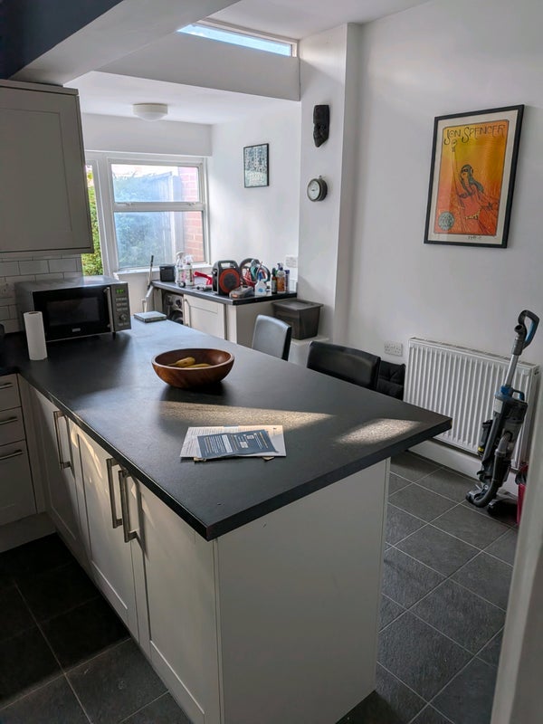 Room Wakefield Street in Greater London