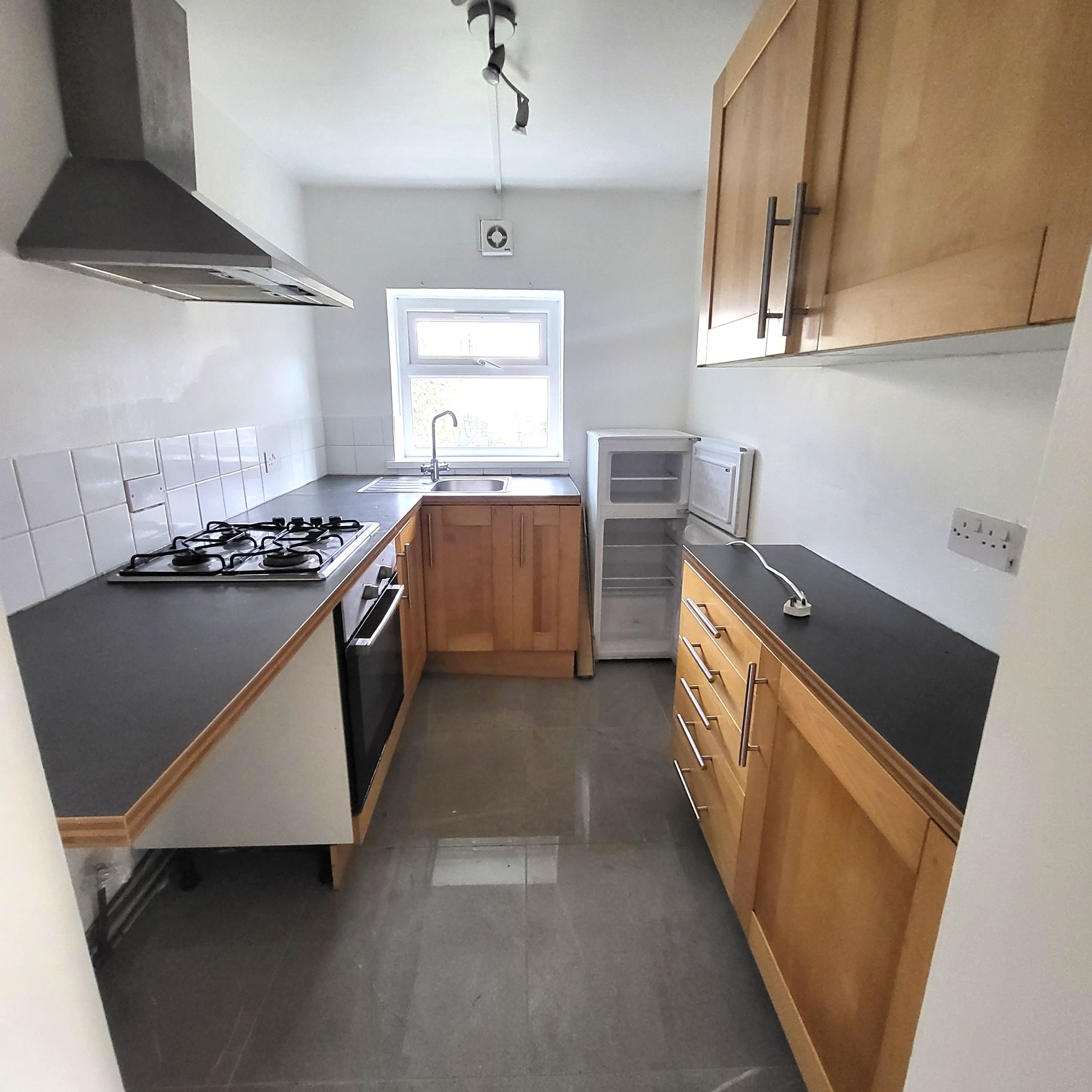 Flat Lewis Street in Barry