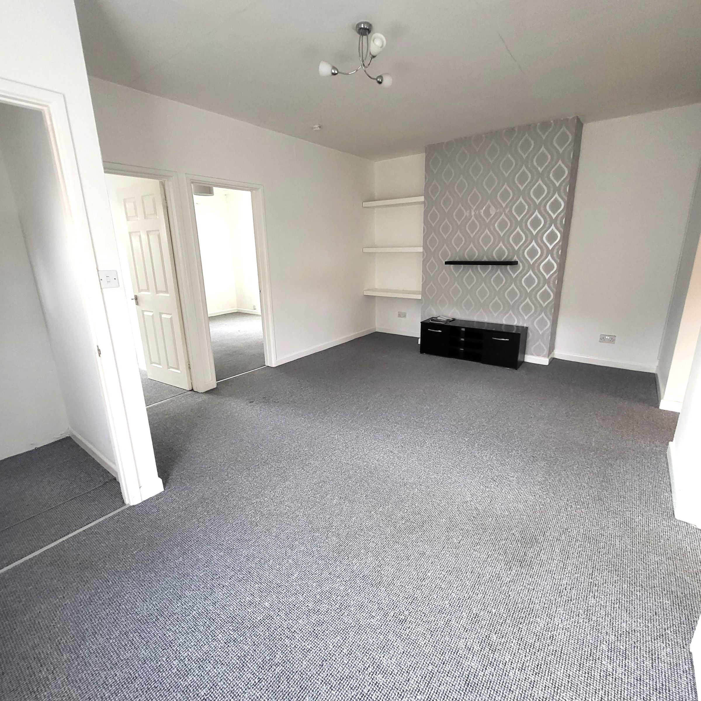 Flat Lewis Street in Barry