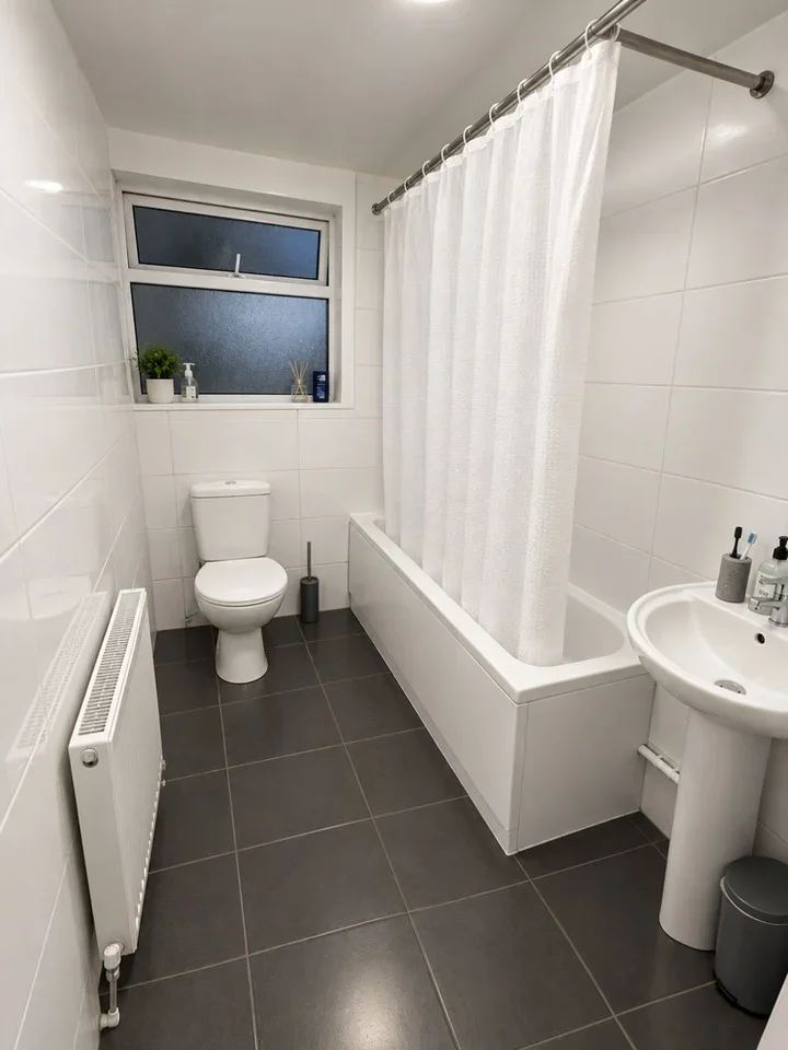 Room South Street in Greater London