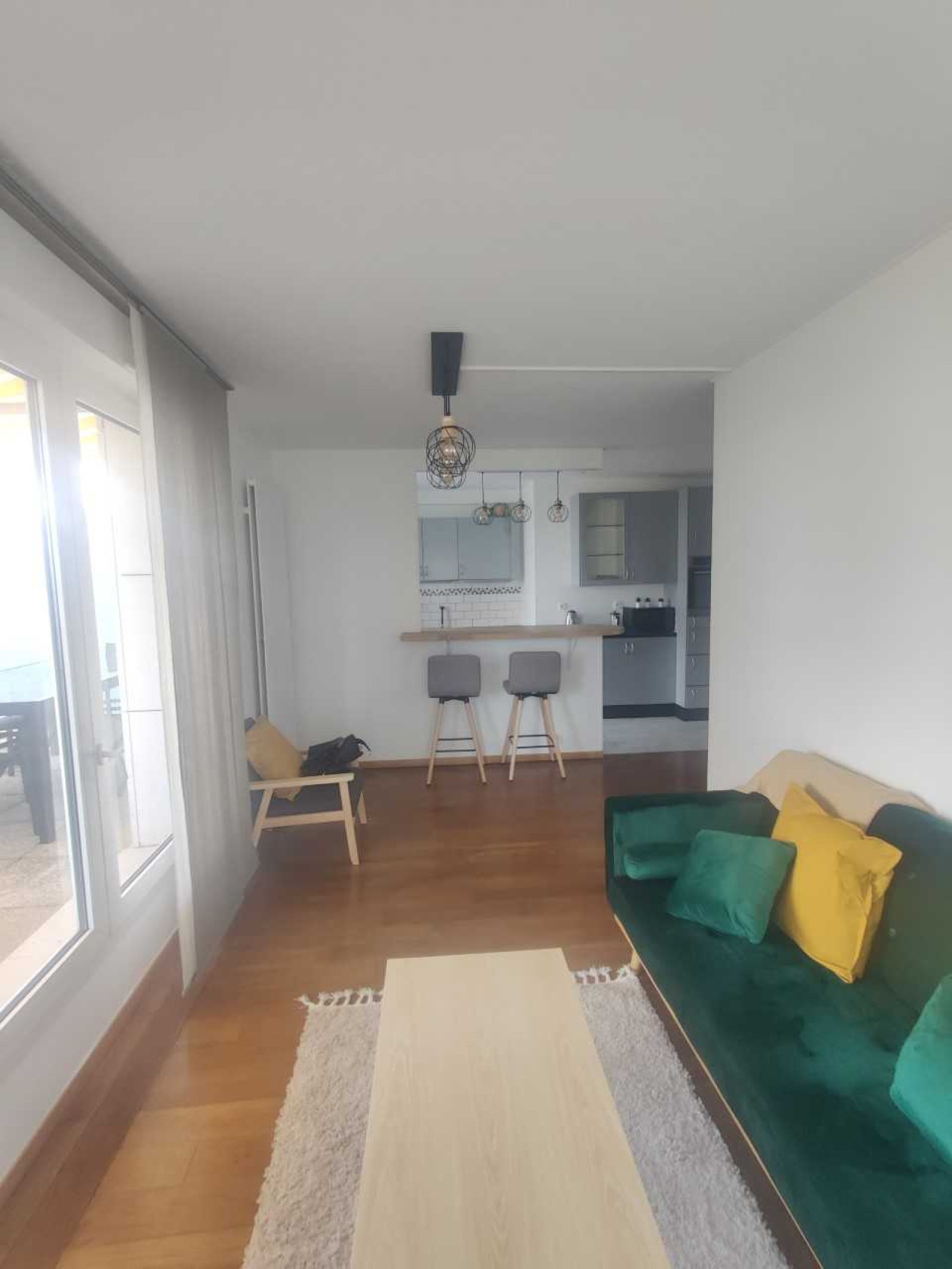 Appartement Cours Monseigneur Roméro à Évry