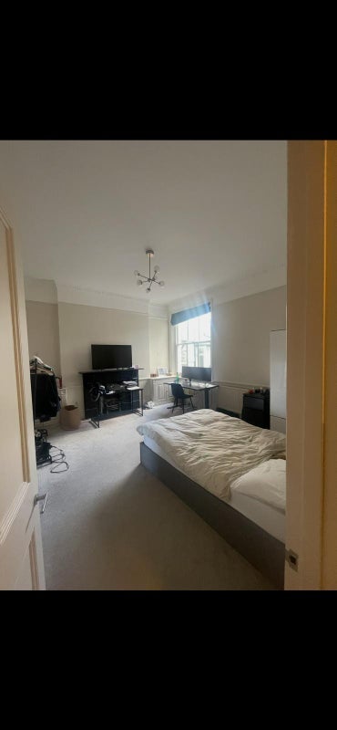 Room Egerton Gardens in Greater London