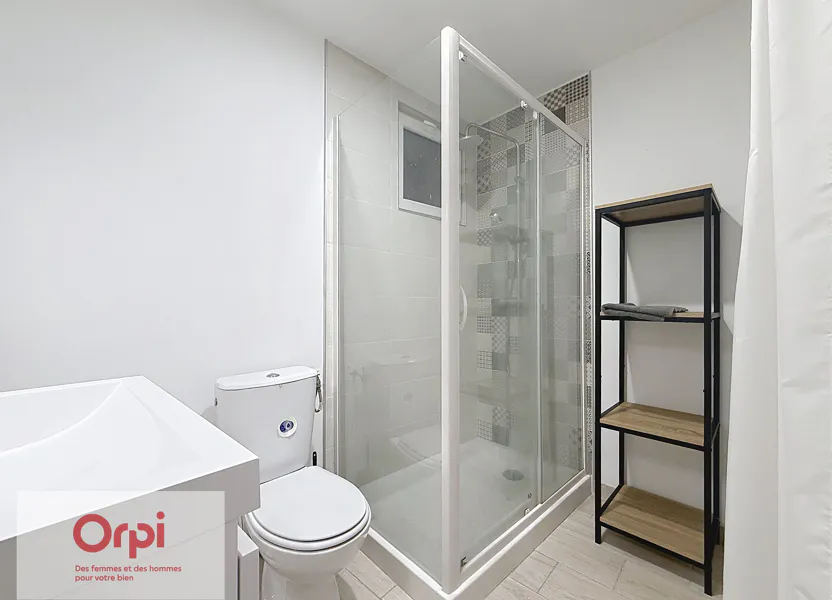 Room Rue Louis Ganne in Montluçon