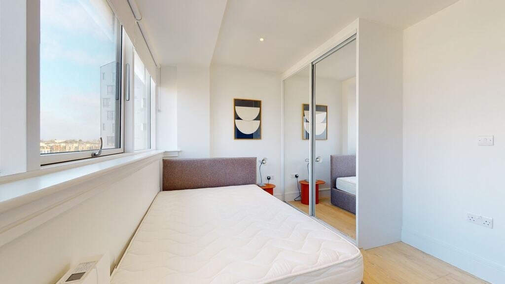 Flat Humphry Repton Lane in Greater London