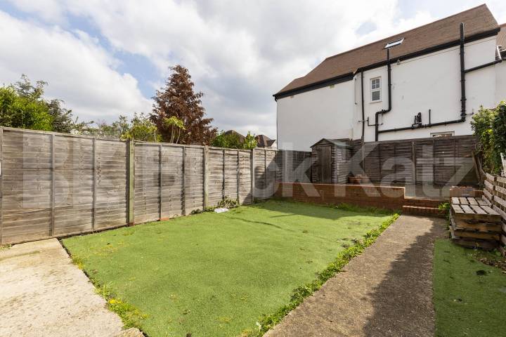 House Iverson Road in Greater London