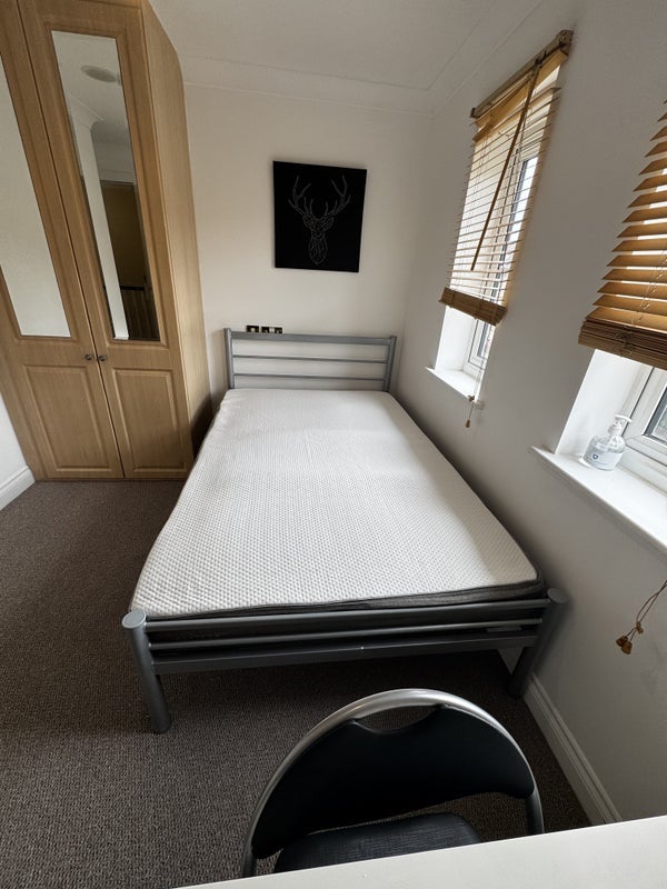 Room Rosseter Close in Chelmsford