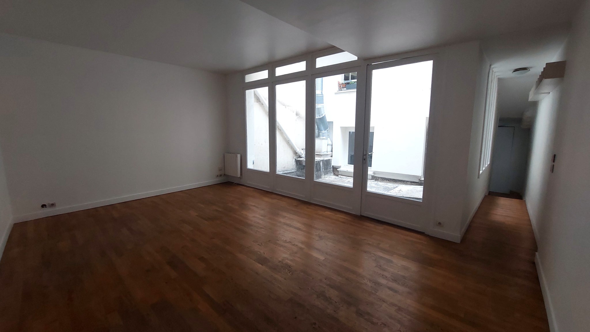 Flat Rue Saint-Denis in Paris