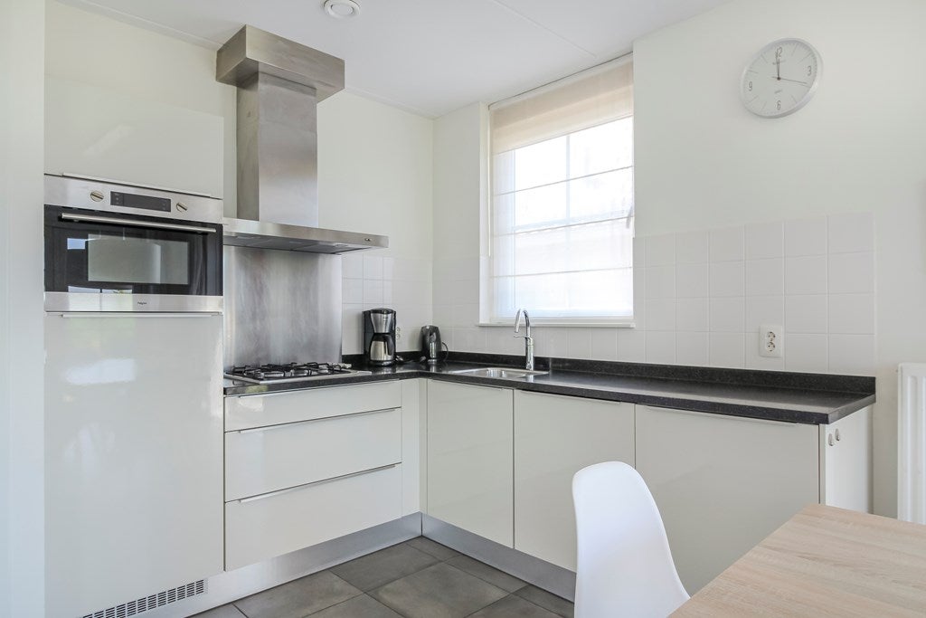 Vrijstaande woning te koop: Zeedijk 2-327, Uitdam
