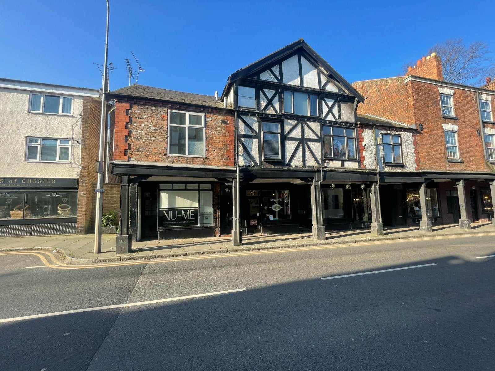 Flat Christleton Road in Chester