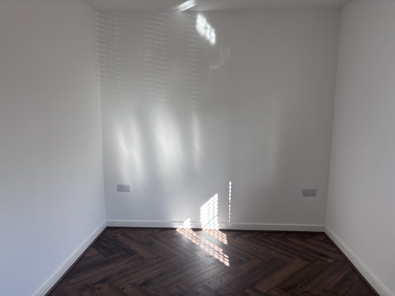 Room Fairway Drive in North Tyneside
