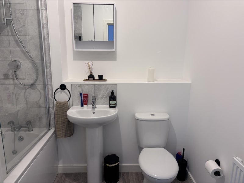 Room Fairway Drive in North Tyneside
