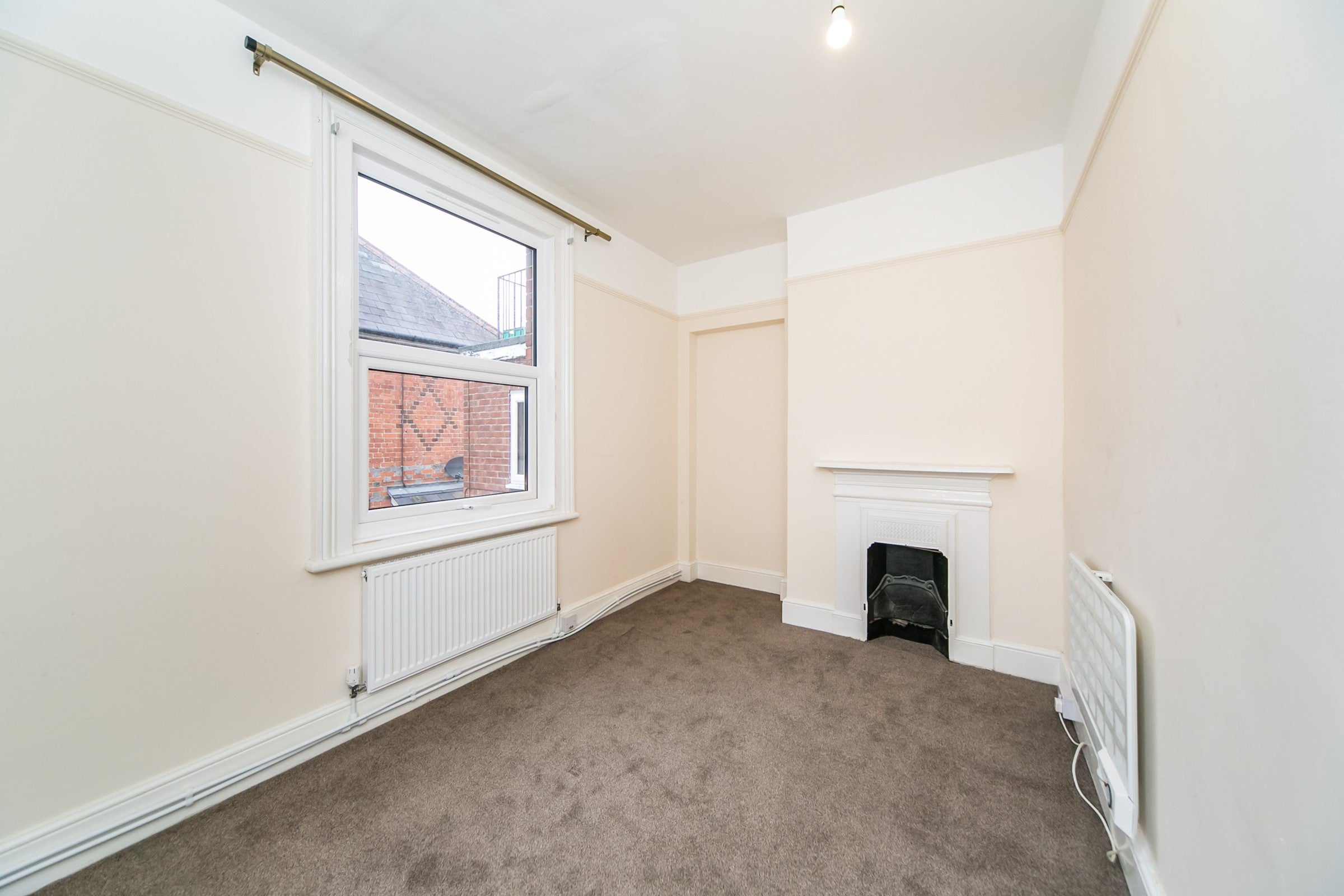 Flat Tilehurst Road in Reading