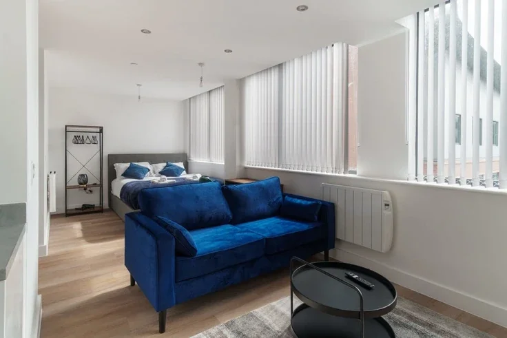 Flat Talbot Road in Trafford