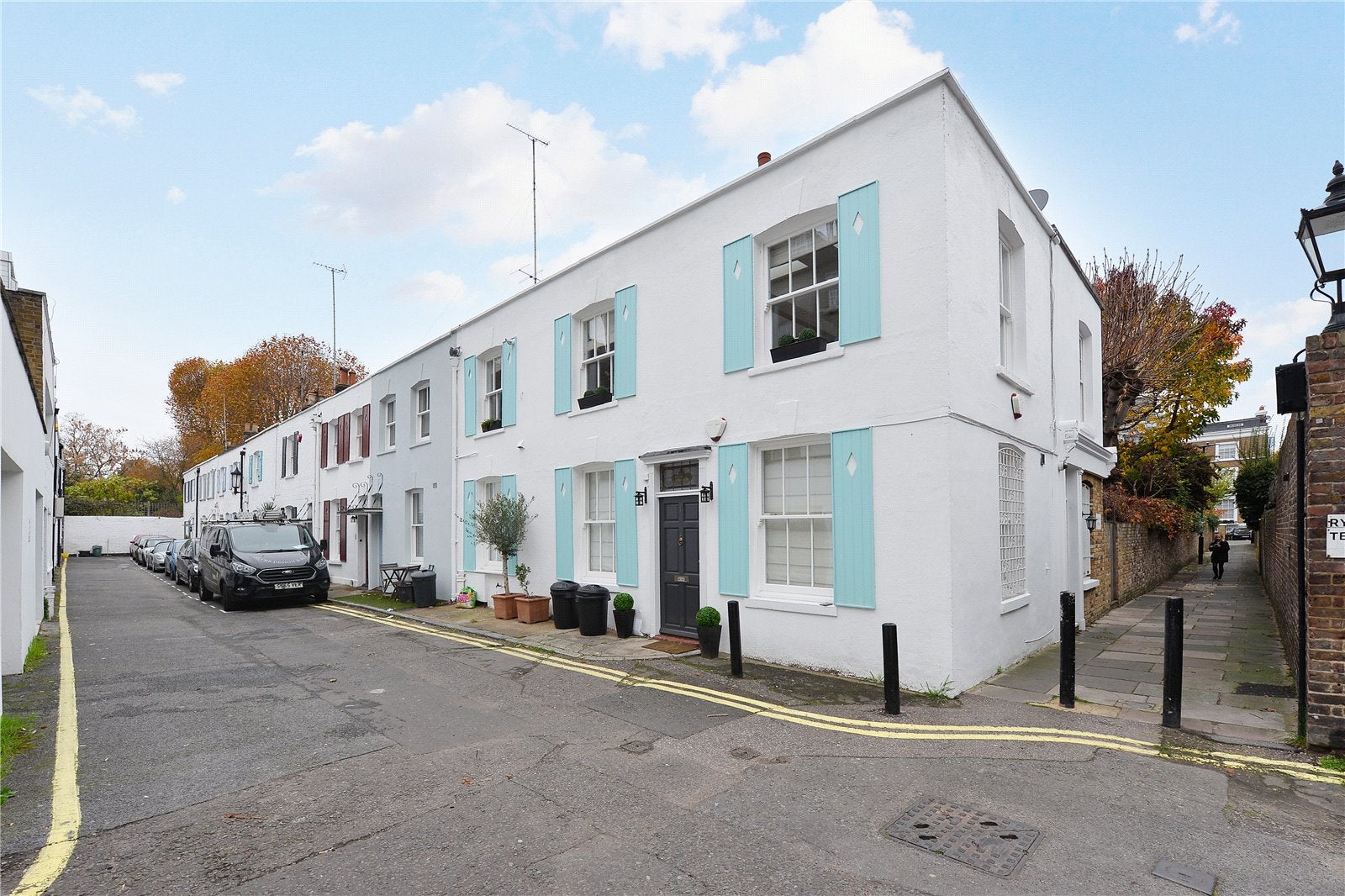 House Ryder's Terrace in London