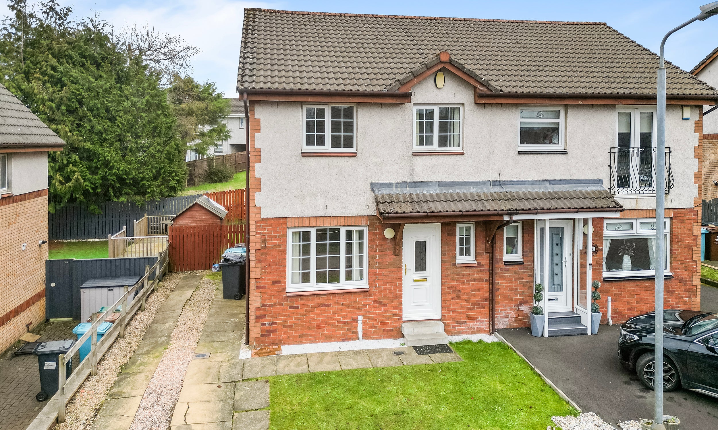 House Easdale Path in Coatbridge