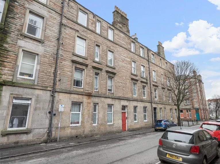 Flat Brunswick Road in City of Edinburgh