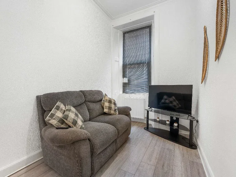 Flat Brunswick Road in City of Edinburgh