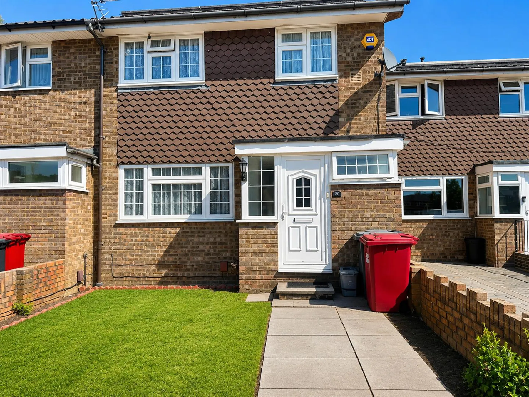 House Griffin Close in Slough