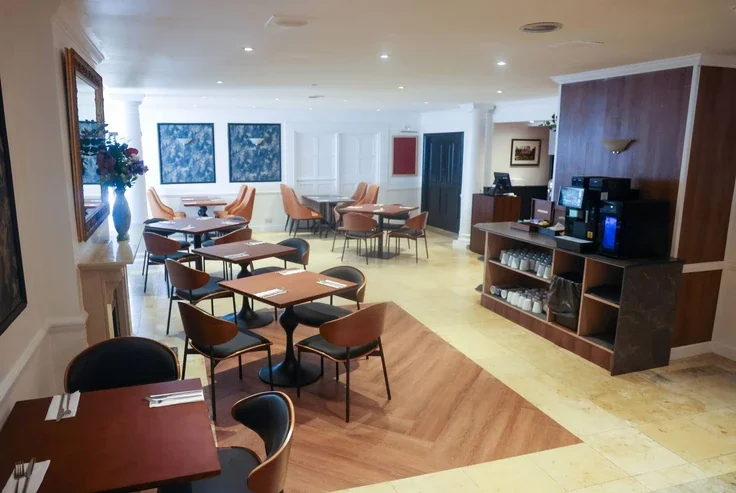 Room Gloucester Road in Cheltenham