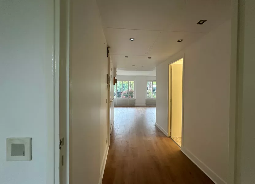 Appartement Avenue de la Pelouse à Saint-Mandé