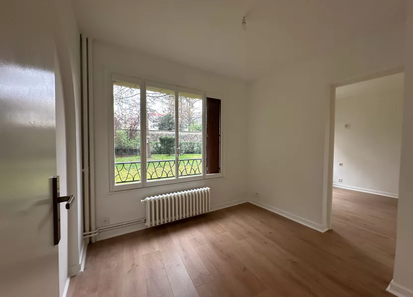 Appartement Avenue de la Pelouse à Saint-Mandé