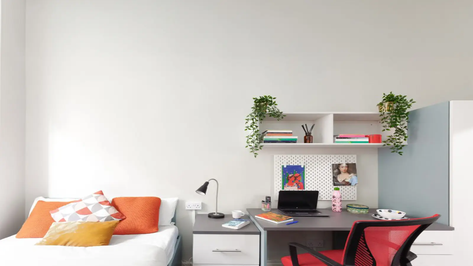 Room Horseferry Road in City of Westminster