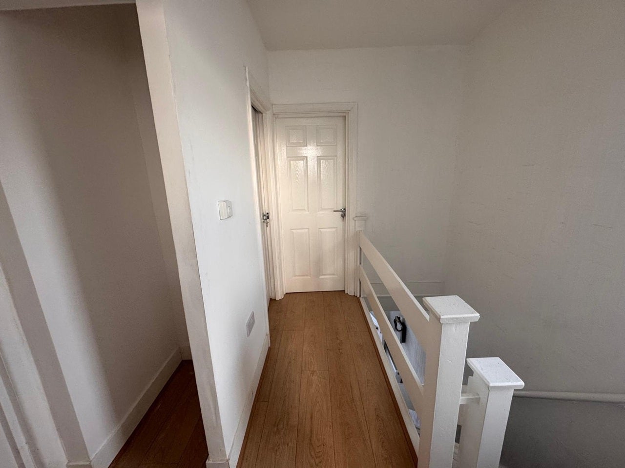 Room South Park Terrace in Greater London