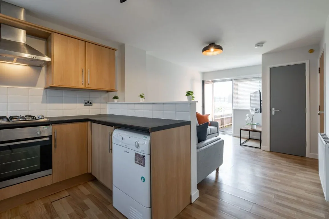 Flat Falconar Street in Newcastle upon Tyne