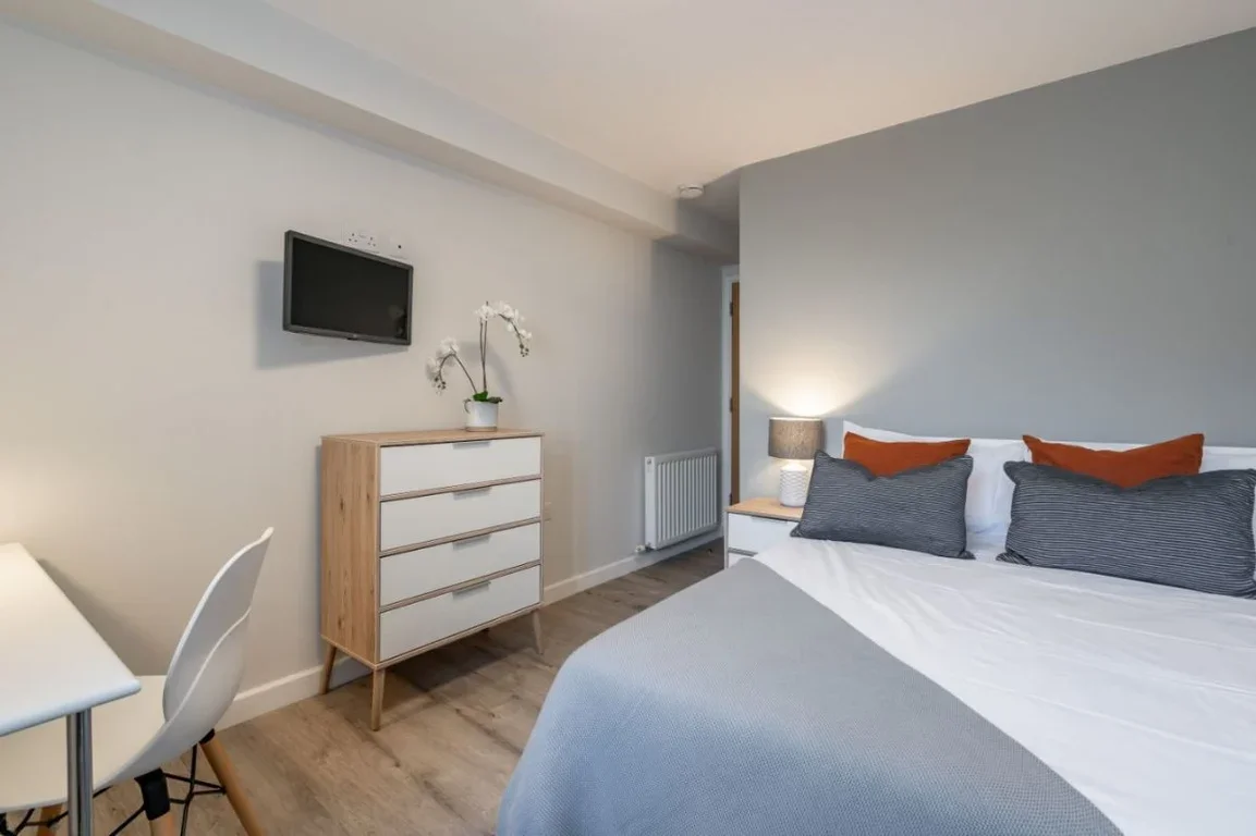 Flat Falconar Street in Newcastle upon Tyne