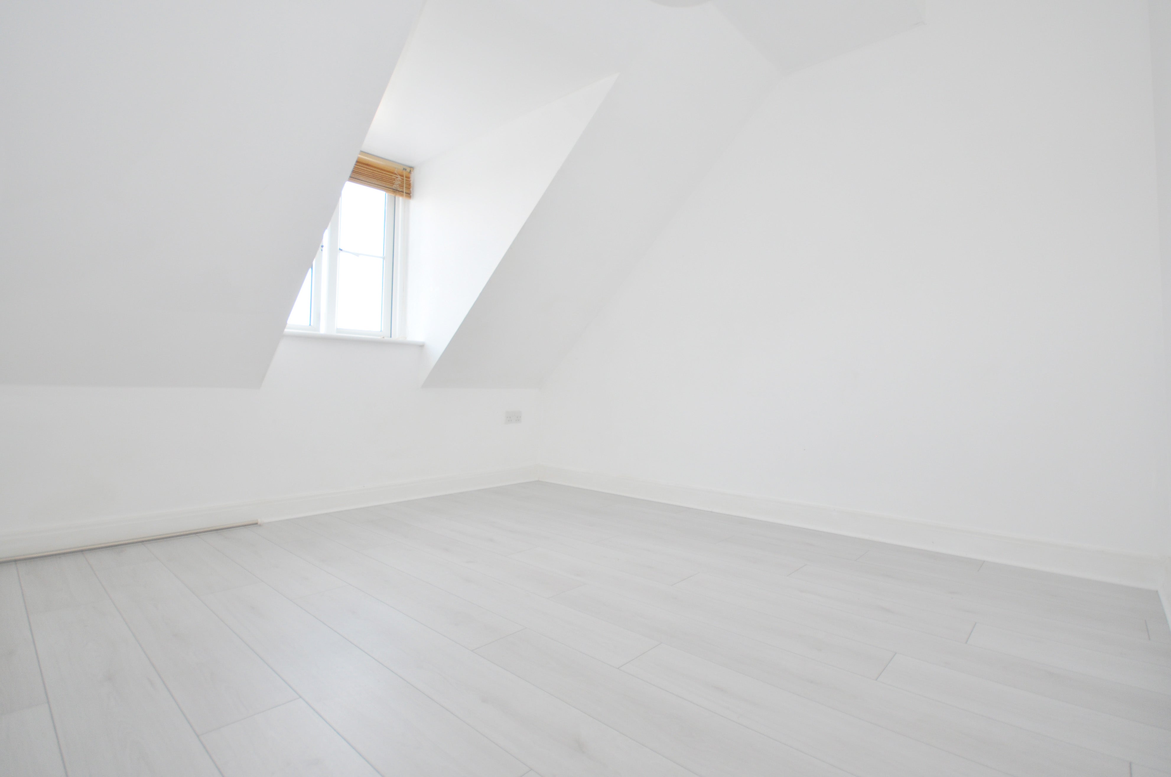 Flat Pintail Close in Cheltenham