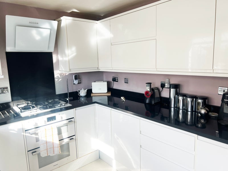 Room Addington Drive in Newsham