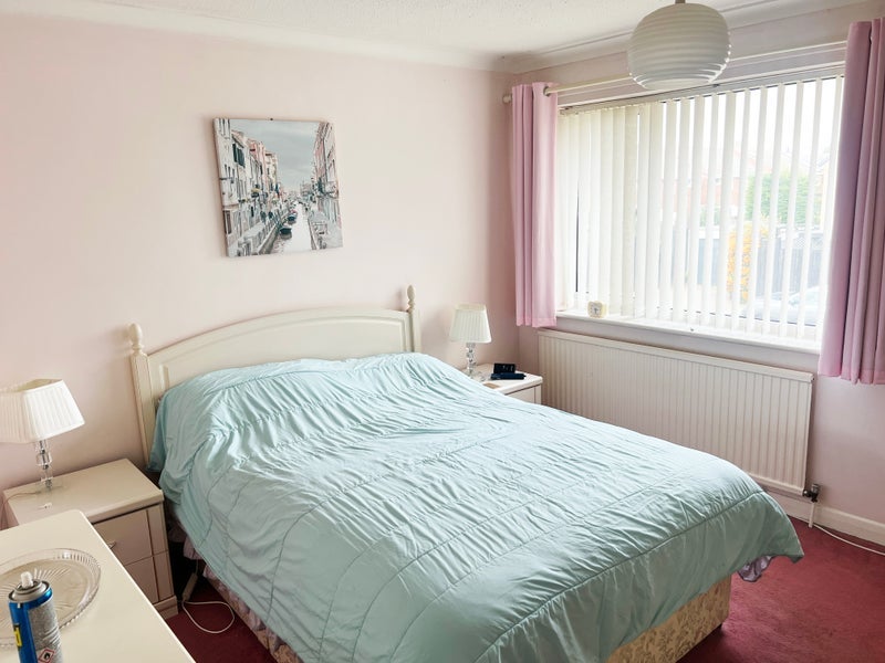 Room Addington Drive in Newsham