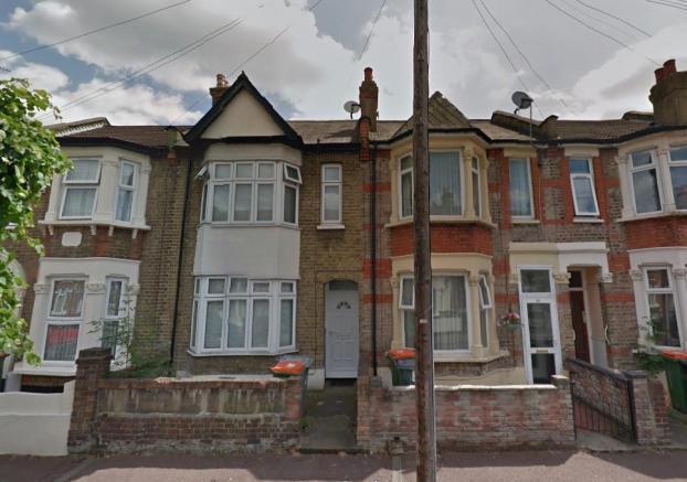 House Colchester Avenue in Greater London