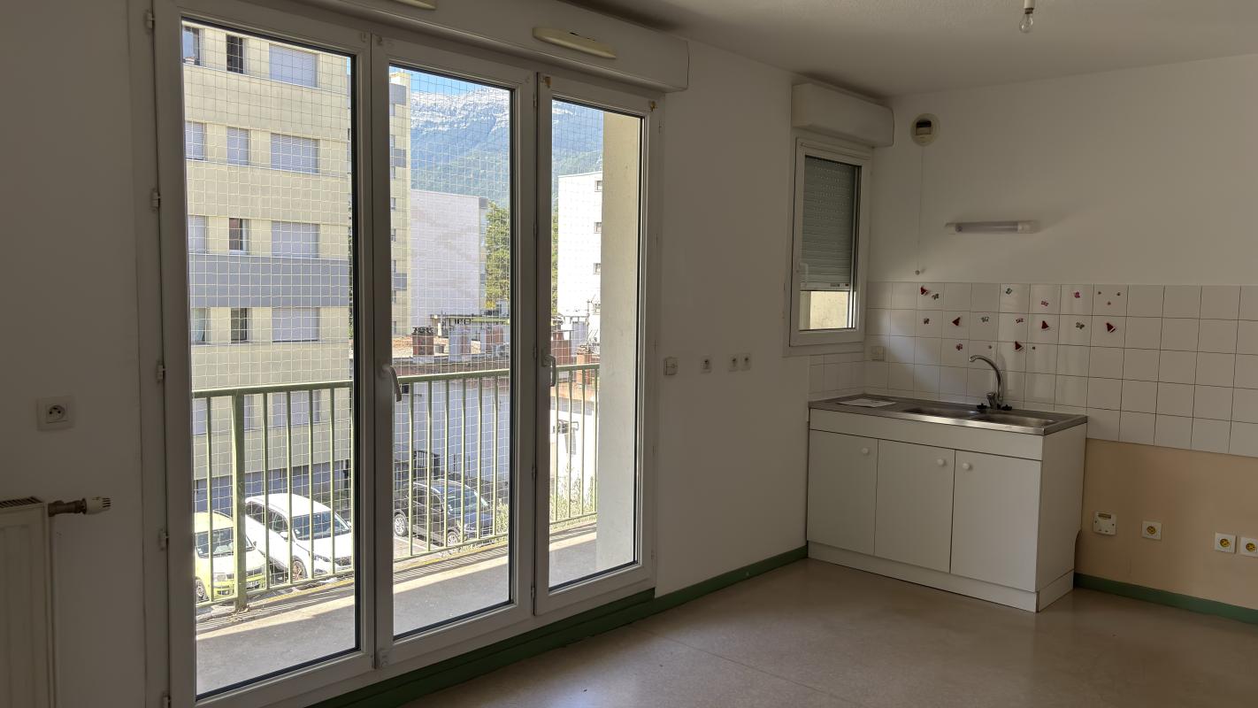 Flat Rue Docteur Valois in Échirolles