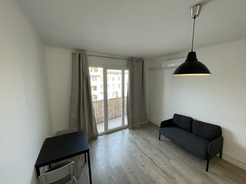 Flat Rue Terrusse in Marseille