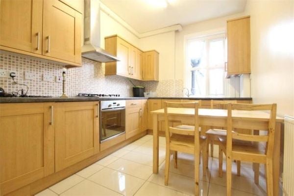 Flat Lichfield Grove in Greater London