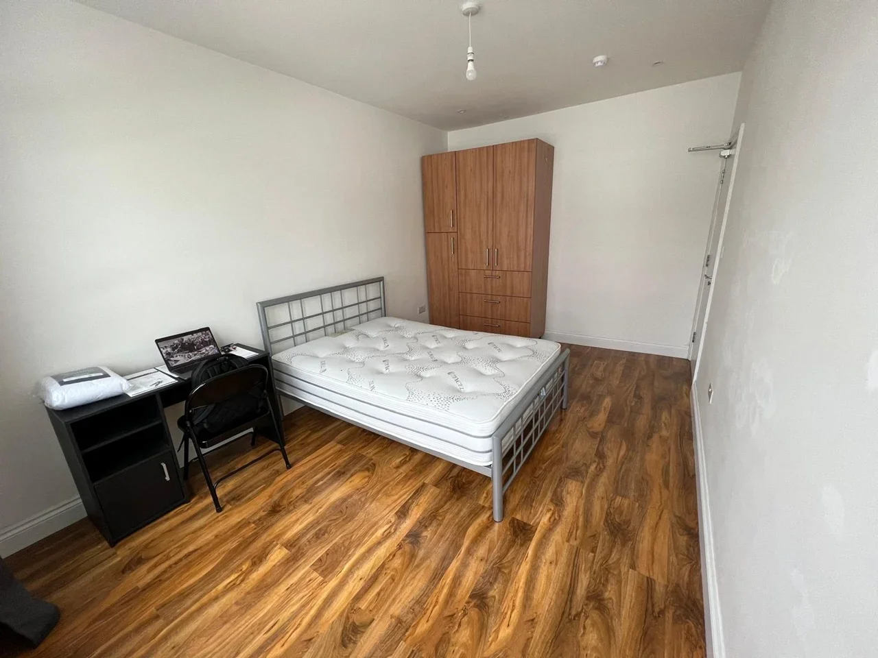 Room Southcote Road in Greater London