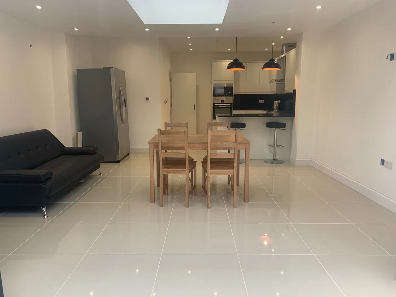 Room Southcote Road in Greater London