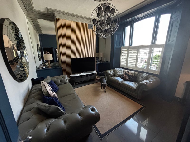 Room Campbell Road in Greater London