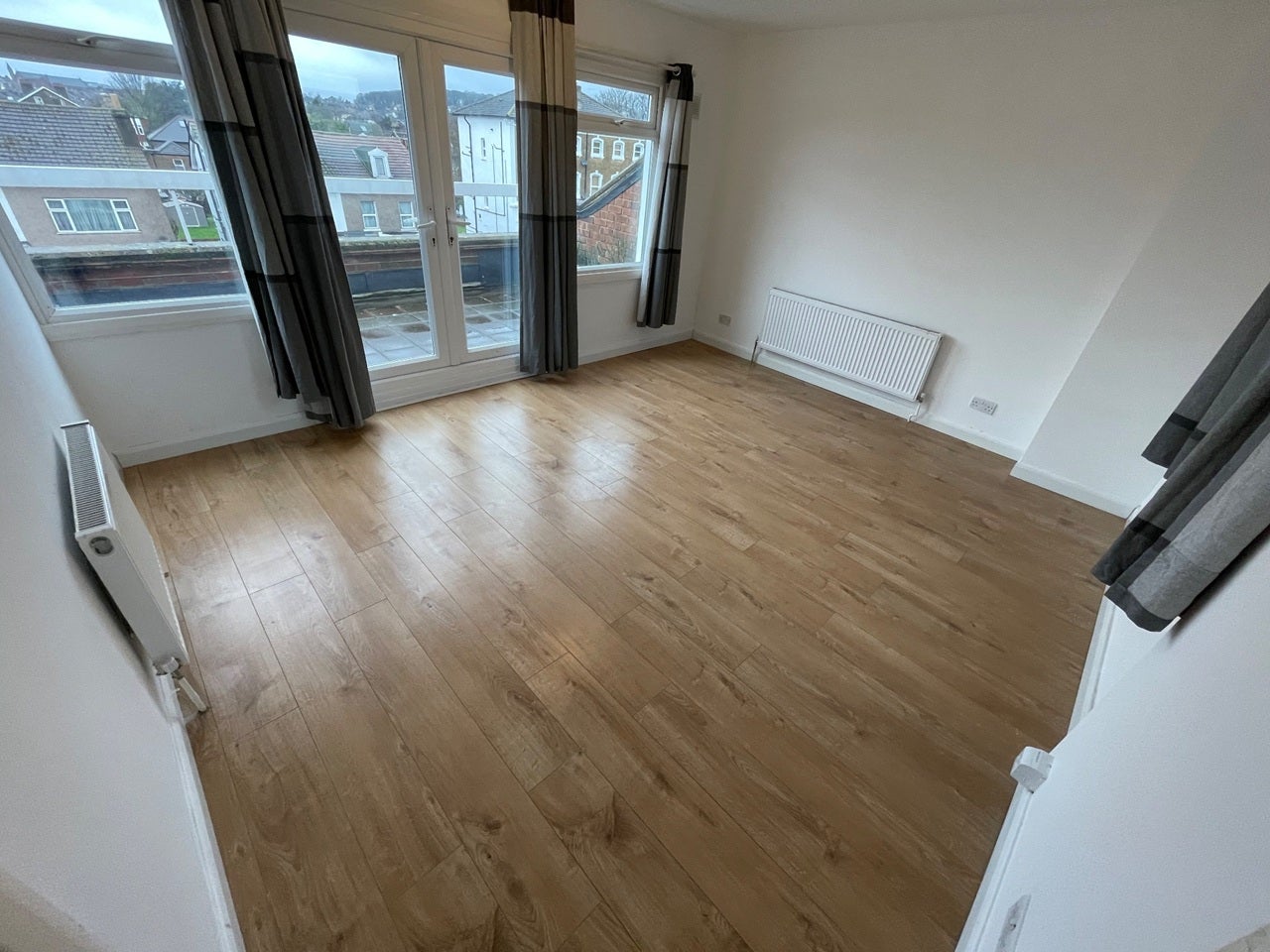 Flat Selhurst Road in Greater London