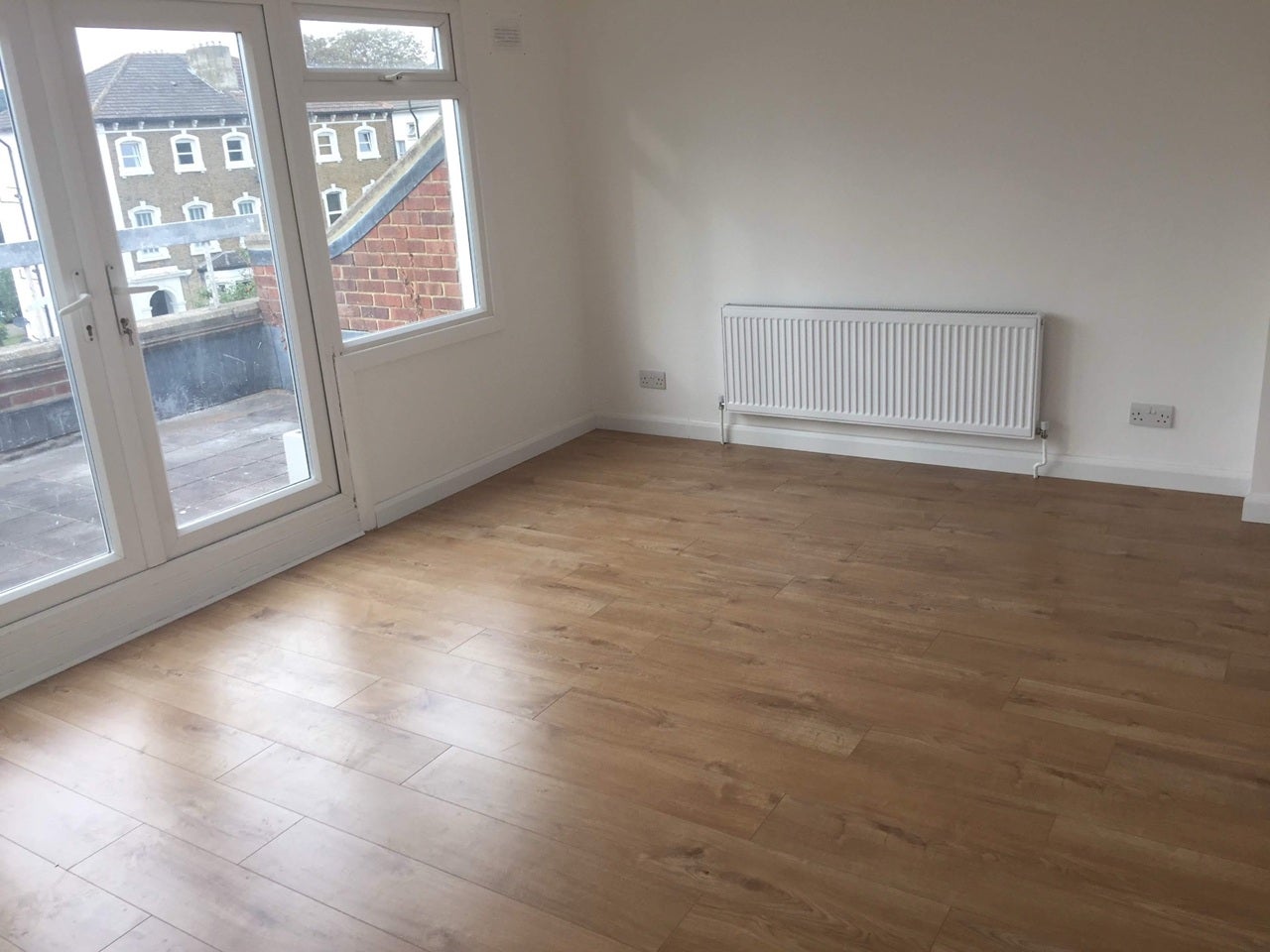Flat Selhurst Road in Greater London