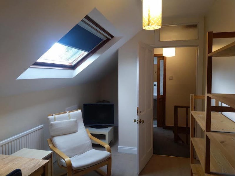 Room Glenalmond Road in Sheffield