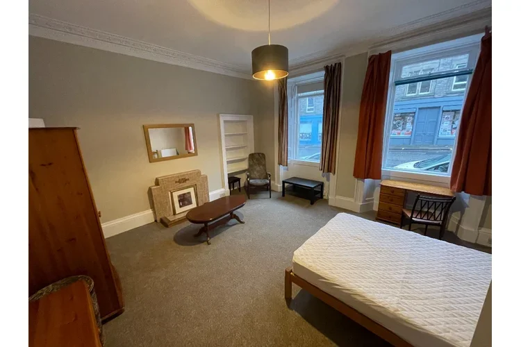 Flat Montrose Terrace in City of Edinburgh